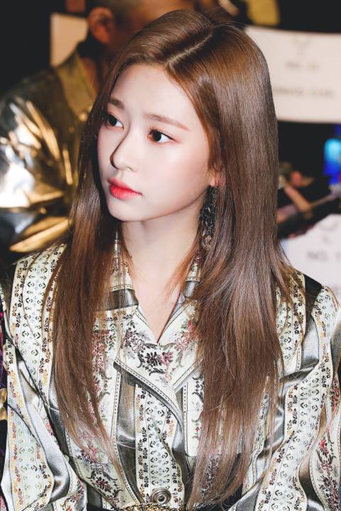 아이즈원 김민주 대충 이쁜짤 | 인스티즈