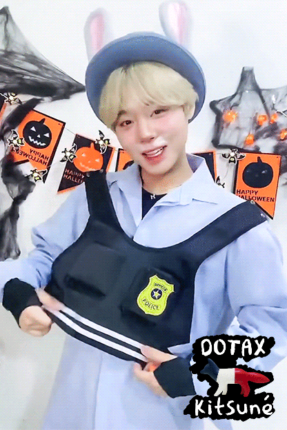 어느 배우의 년도별 할로윈 복장 | 인스티즈