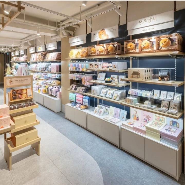 전주한옥마을 카카오프랜즈 스토어 | 인스티즈