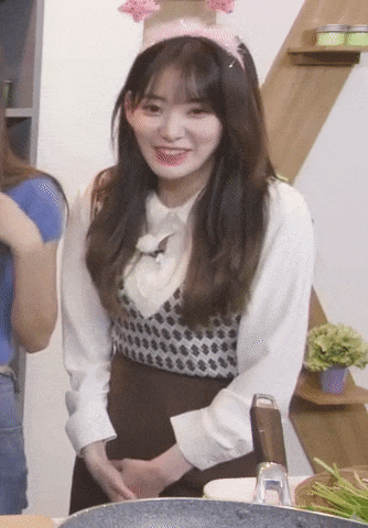 마리텔에서 고수 먹은 사쿠라 반응.gif | 인스티즈