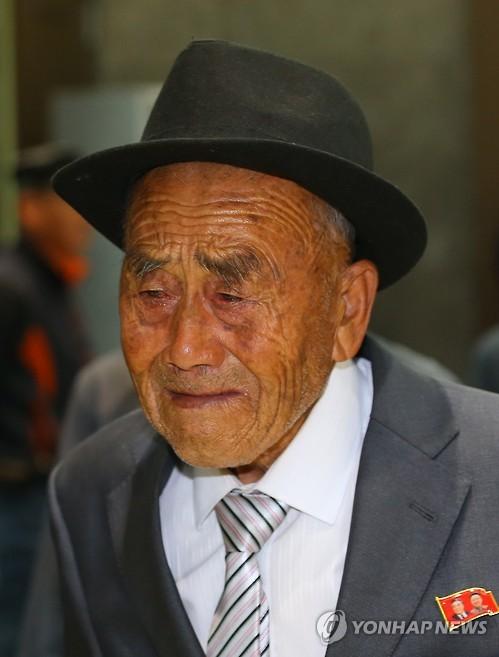  이산가족상봉- 65년만에 만난 부부 | 인스티즈