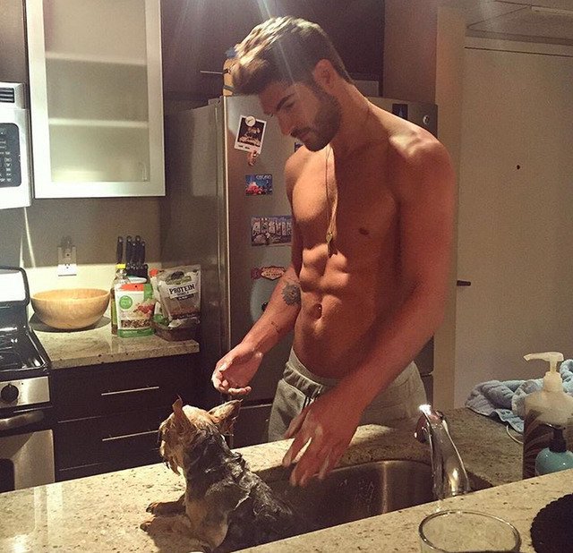 어느 모델이 키우고 있는 강아지....jpg | 인스티즈