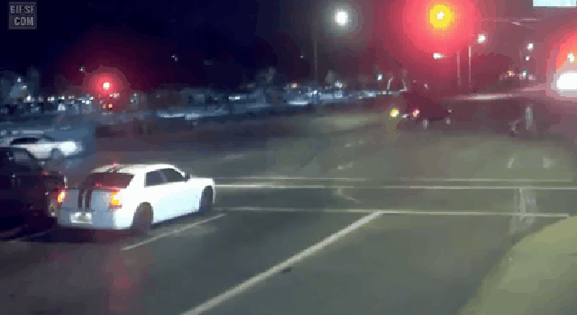 핵폭탄이 떨어져도 살아날 운명안가? | 인스티즈