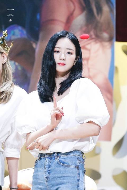 에이핑크 윤보미 vs 뽀미 상반된 이미지.jpgif | 인스티즈