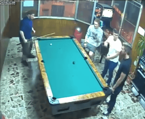 포켓볼에서 가끔은 실력보다 운이 더 중요한 이유.GIF | 인스티즈