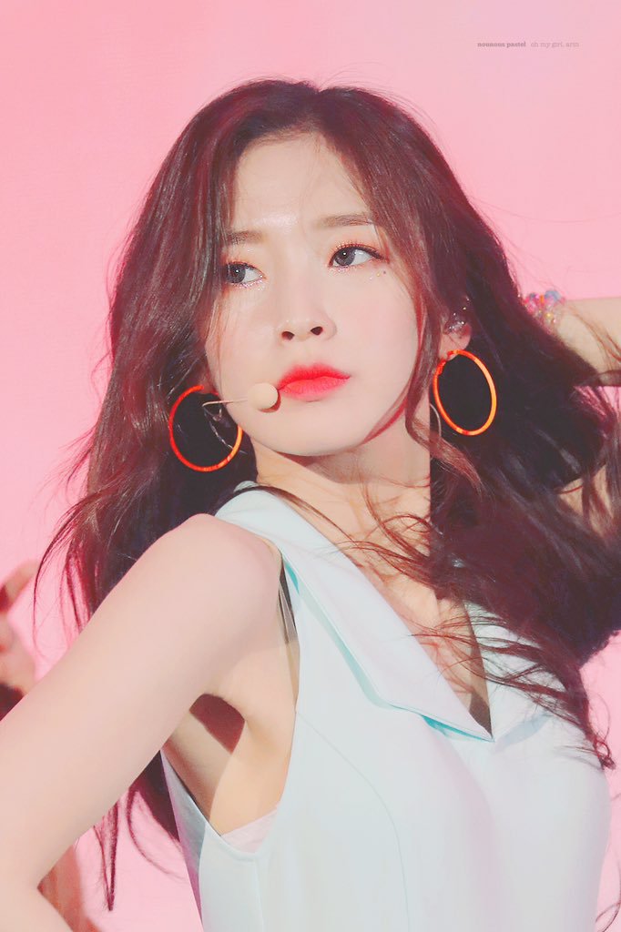 연도별로 보는 오마이걸 아린이의 성장과정.jpgif | 인스티즈