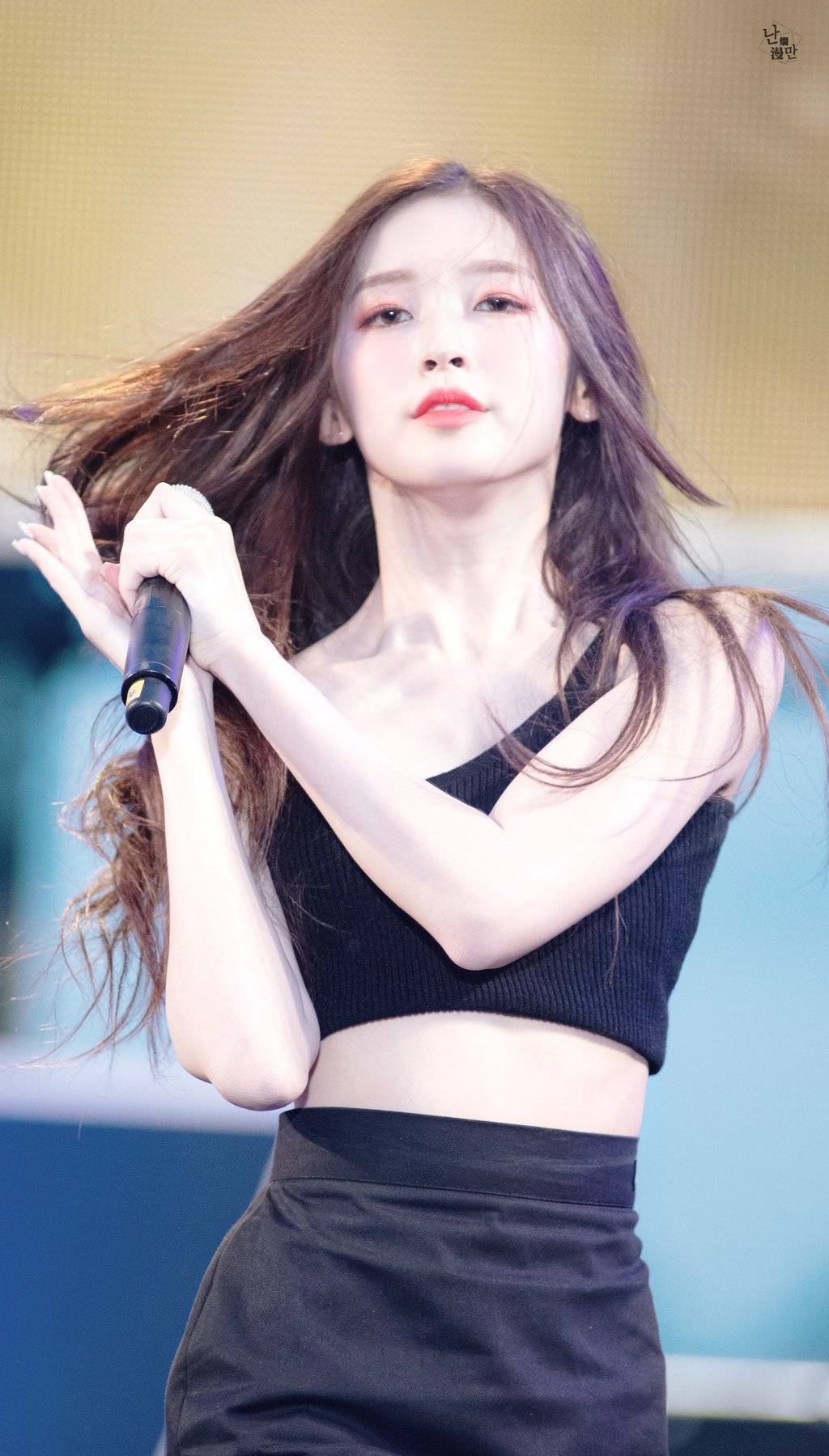 연도별로 보는 오마이걸 아린이의 성장과정.jpgif | 인스티즈