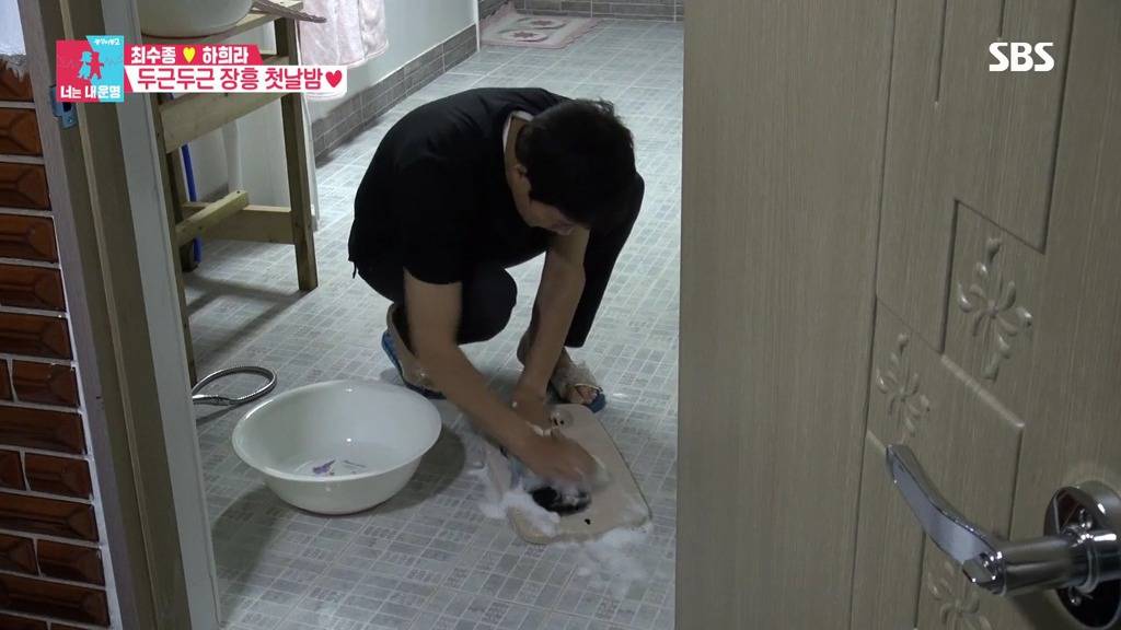 [동상이몽] 최수종이 진짜 인간계 사람이 아닌걸 보여주는 모습.jpg | 인스티즈