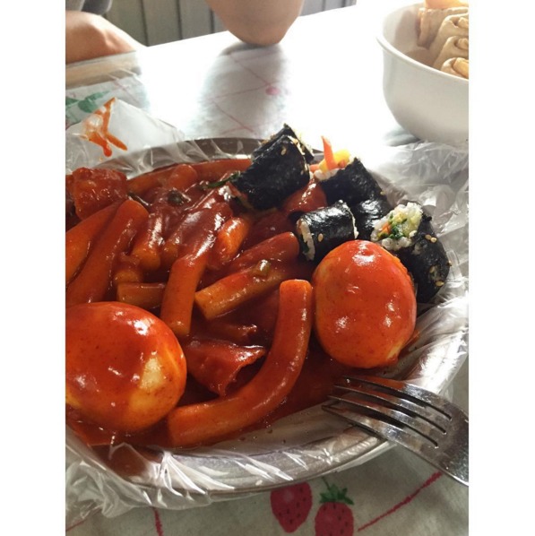 서울 서대문구의 한 유명 떡볶이집 | 인스티즈