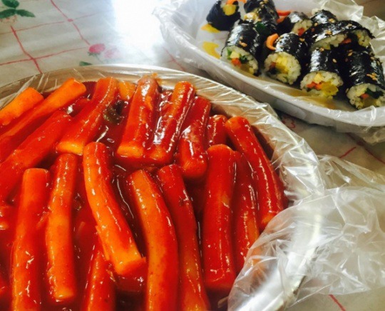 서울 서대문구의 한 유명 떡볶이집 | 인스티즈