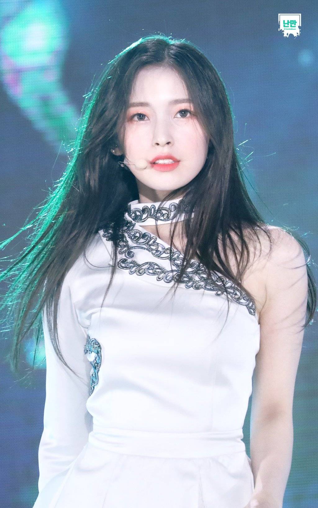 연도별로 보는 오마이걸 아린이의 성장과정.jpgif | 인스티즈