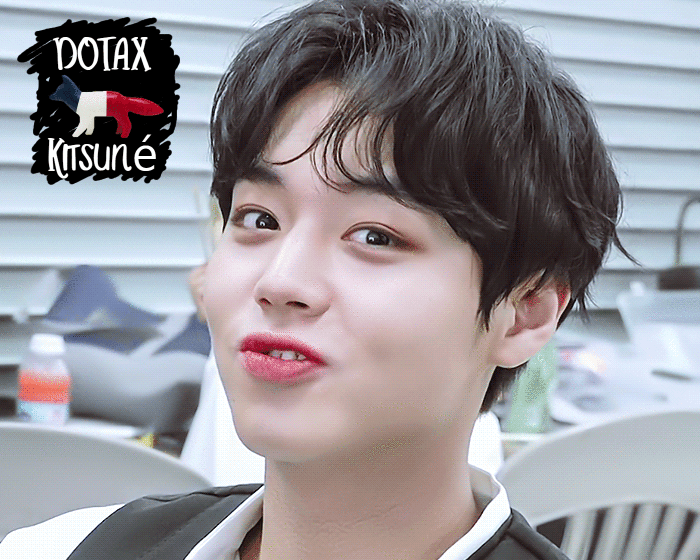 ???: 아 인간적으로 이정도 하면 하나 줘야하는거 아니냐 ㅋㅋ | 인스티즈