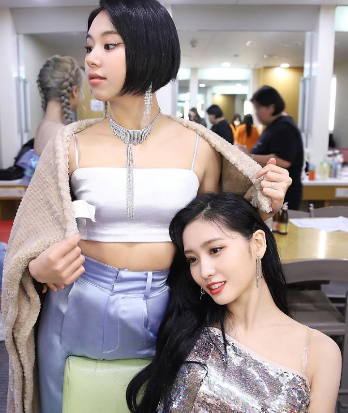 정연이가 직접 찍은 트와이스 멤버들 대기실 사진들 | 인스티즈