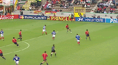 유로 2000 유고슬라비아 vs 스페인.gif | 인스티즈