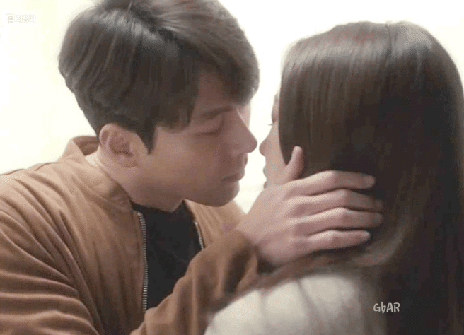 키스신 후 배우들 반응.gif | 인스티즈