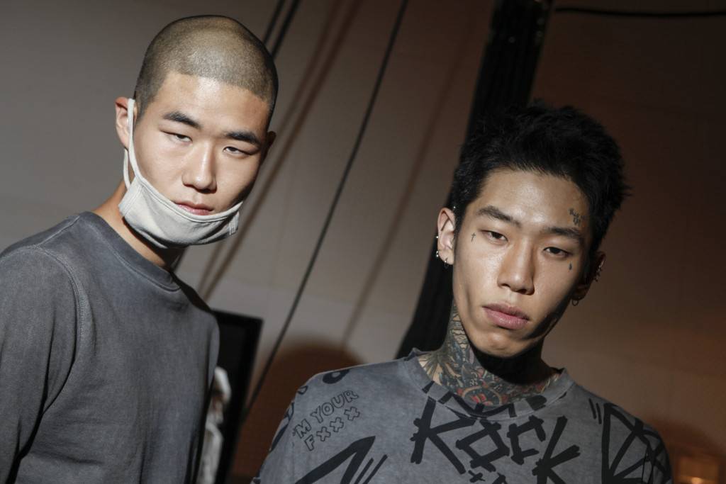 서울패션위크 슈퍼콤마비 컬렉션 런웨이 | 인스티즈