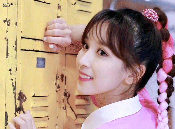 친오빠 카이처럼 럭비하기엔 넘 갸날픈 미나 | 인스티즈