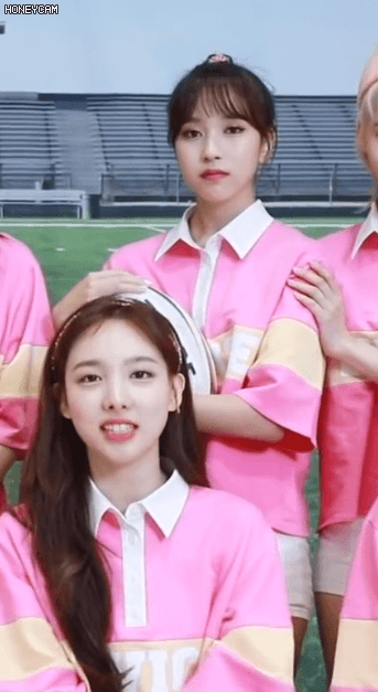 친오빠 카이처럼 럭비하기엔 넘 갸날픈 미나 | 인스티즈