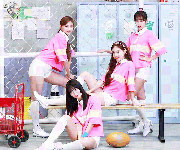 친오빠 카이처럼 럭비하기엔 넘 갸날픈 미나 | 인스티즈