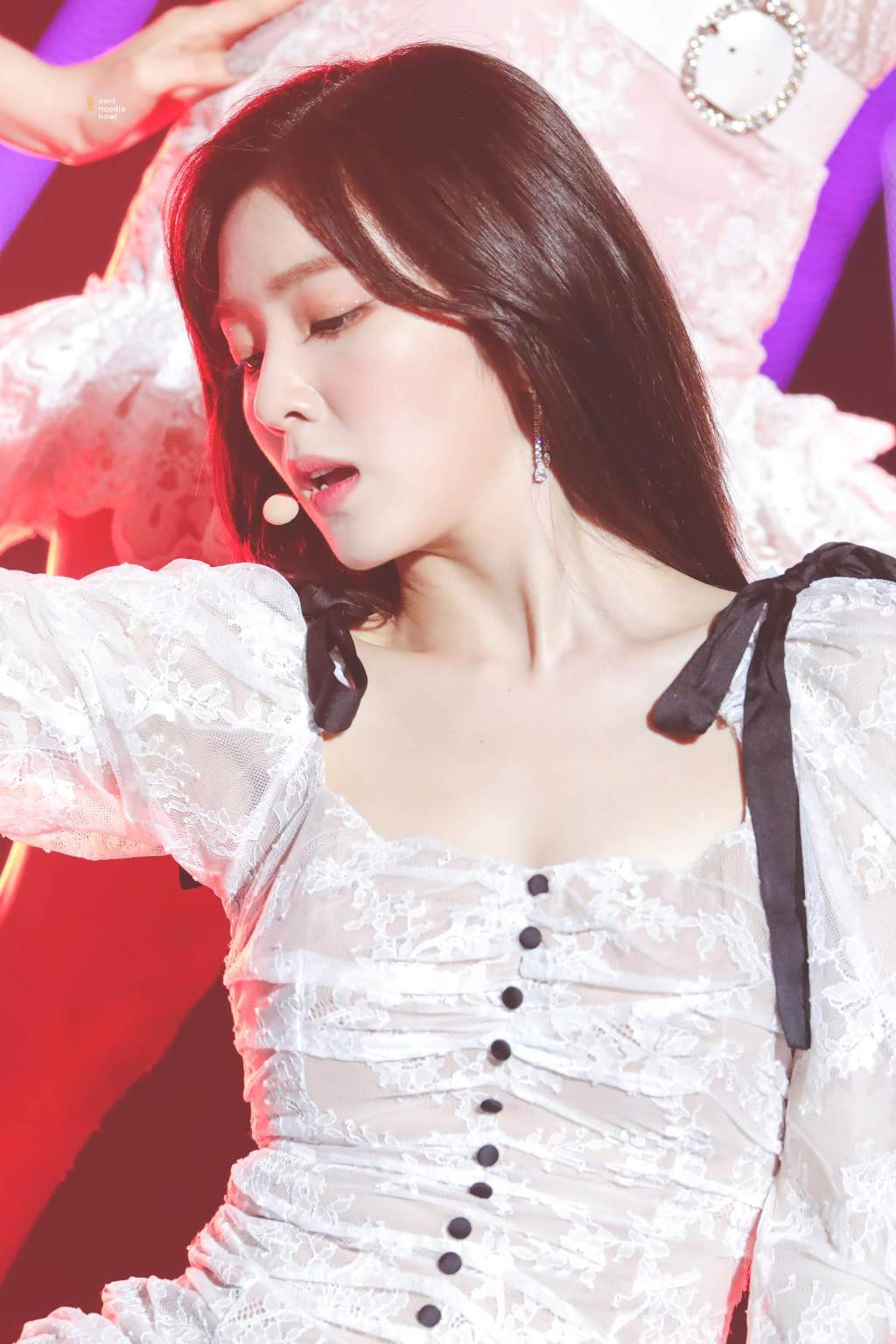 미친미모를 보여준 AAA 시상식 레드벨벳 아이린.jpgif | 인스티즈