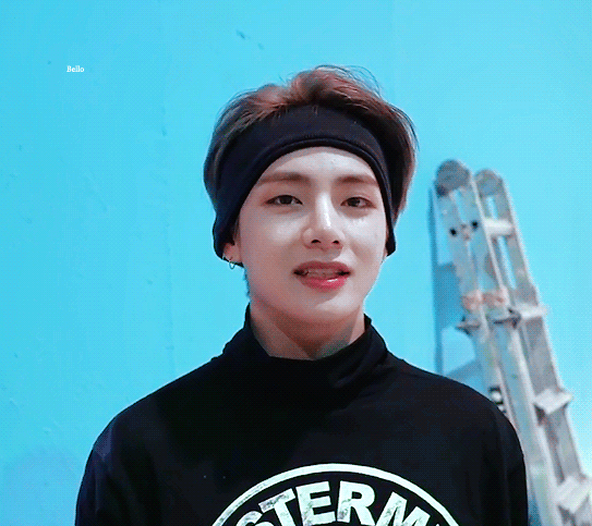 눈썹 보이면 좀 많이 잘 생긴 BTS 뷔.jpgif | 인스티즈