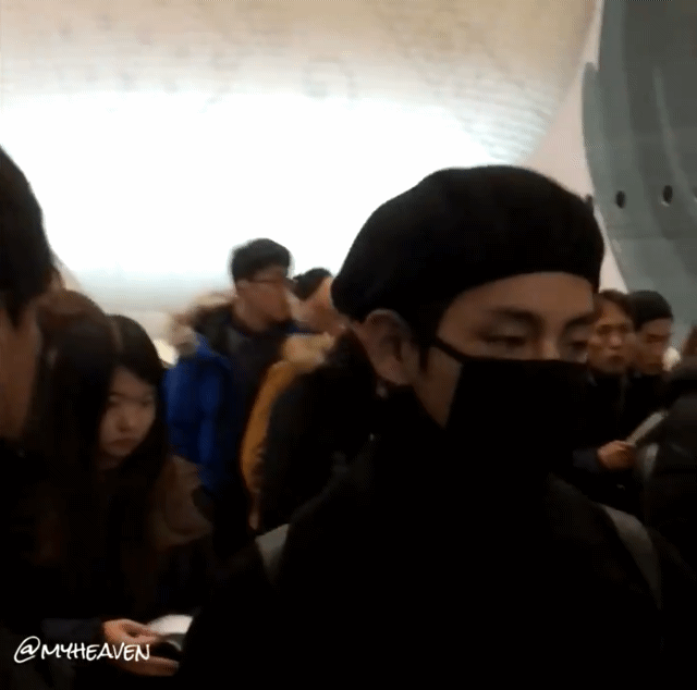 눈썹 보이면 좀 많이 잘 생긴 BTS 뷔.jpgif | 인스티즈