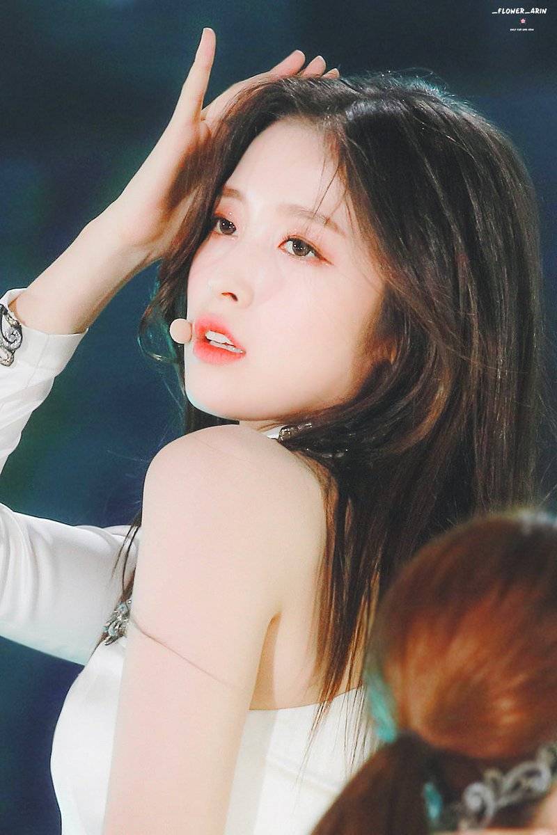 연도별로 보는 오마이걸 아린이의 성장과정.jpgif | 인스티즈