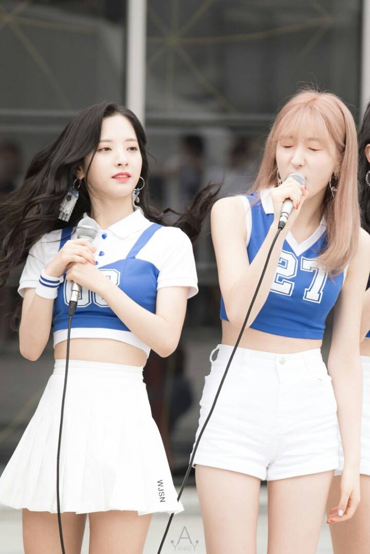 밖에서 새가 기분좋게 울어서 우주소녀 은서 | 인스티즈