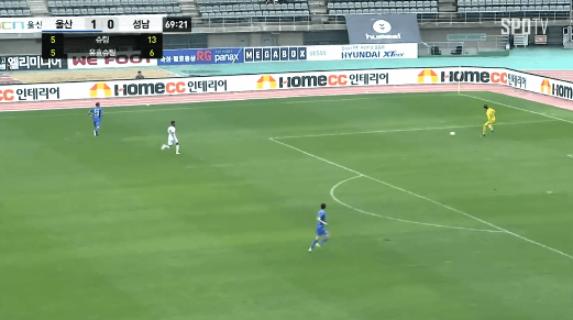 [데이터주의] 라운드 베스트에 선정된 김승규 성남전 활약상.gif | 인스티즈