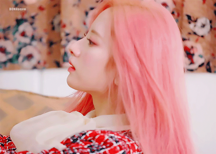 이루리 뮤비 비하인드 보나.gif | 인스티즈