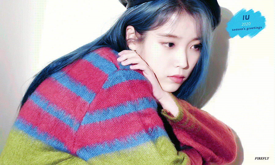 2020시그 촬영하는 아이유.gif | 인스티즈