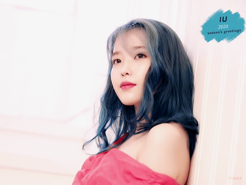 2020시그 촬영하는 아이유.gif | 인스티즈