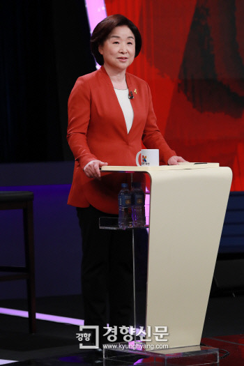 심상정이 문재인 비판하자 일부 정의당 당원들 탈당 선언 이어져···왜? | 인스티즈