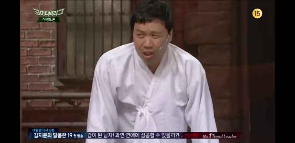 날강두가 1년동안 자신의 옹호글과 쉴드글을 써주면 20억을 준다고하면 제안 받아야하나?말아야하나? | 인스티즈