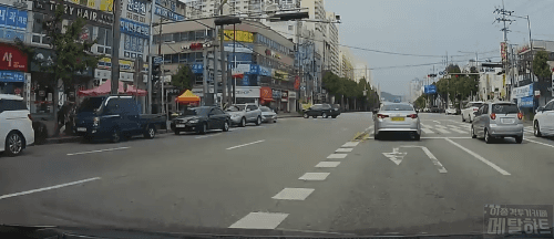 [블박] 유턴중 접촉사고 | 인스티즈