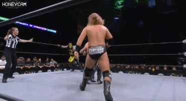 [AEW] 케니 오메가 &amp; 행맨 페이지 vs 루차 브라더스 gif | 인스티즈