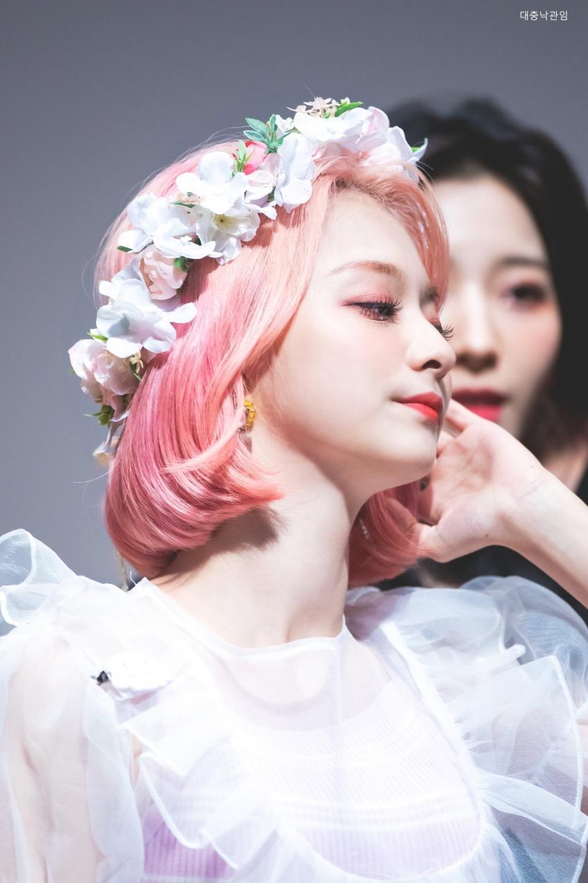 프로미스나인 이나경 | 인스티즈