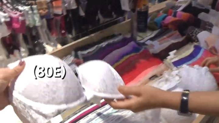 킴 카사디안으로 변신한 사유리 누나의 이태원 정복기.... | 인스티즈