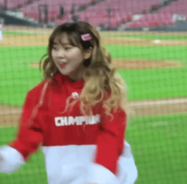 김지혜 치어리더 안 올린 짤들 올려봄.jpgif | 인스티즈