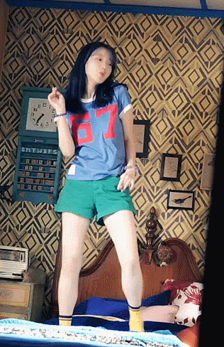 아이유....아찔한 섹시 댄스.gif | 인스티즈