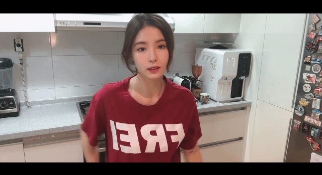 크리스마스 케이크 만드는 신세경.vlog | 인스티즈