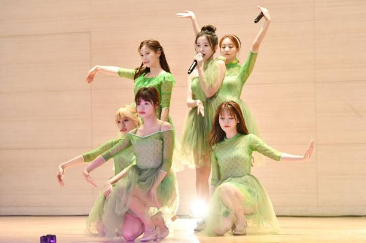 스쿨어택 오마이걸.jpg | 인스티즈