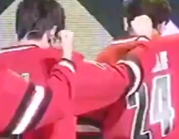 손이 엄청 큰 아이돌가수 | 인스티즈