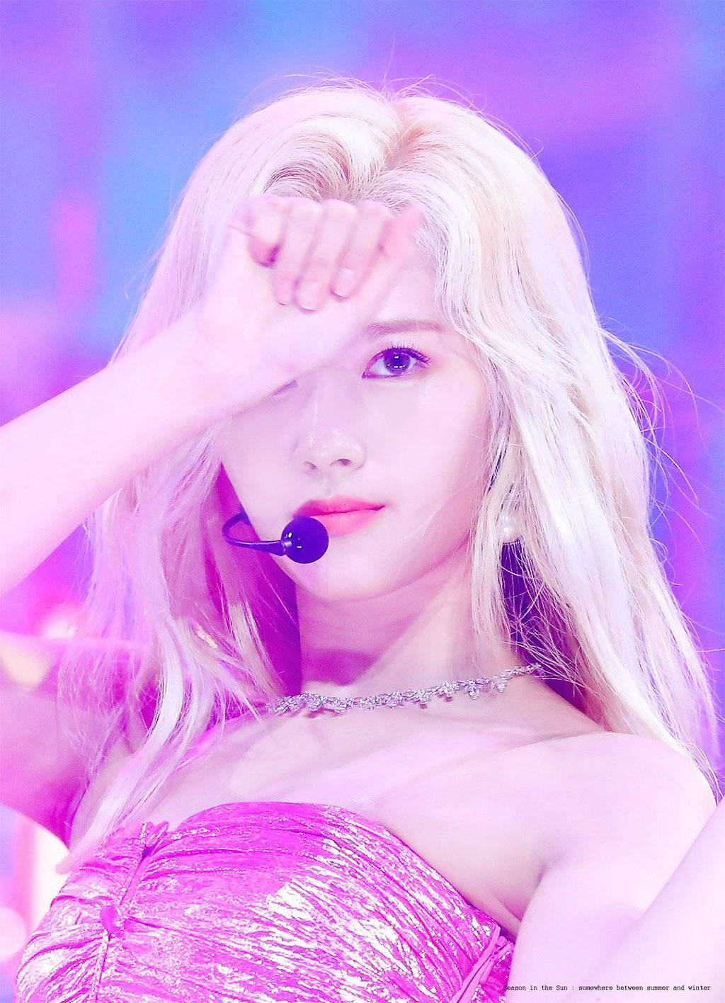 무대에서 춤출때가 제일 섹시한 내 자.기. 미나토자키 사나 | 인스티즈