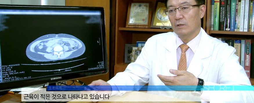 콜라에 푹 빠져 지내는 두 아기의 엄마 | 인스티즈