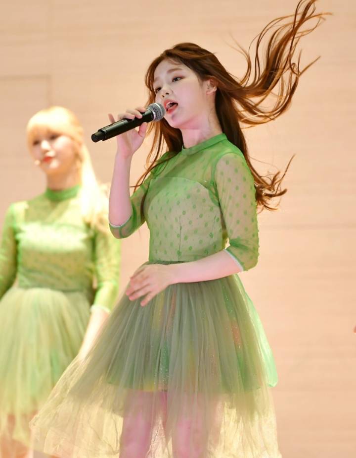 스쿨어택 오마이걸.jpg | 인스티즈