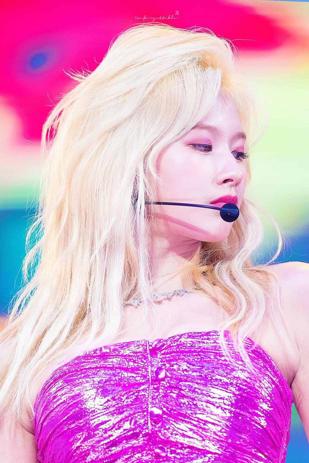 무대에서 춤출때가 제일 섹시한 내 자.기. 미나토자키 사나 | 인스티즈