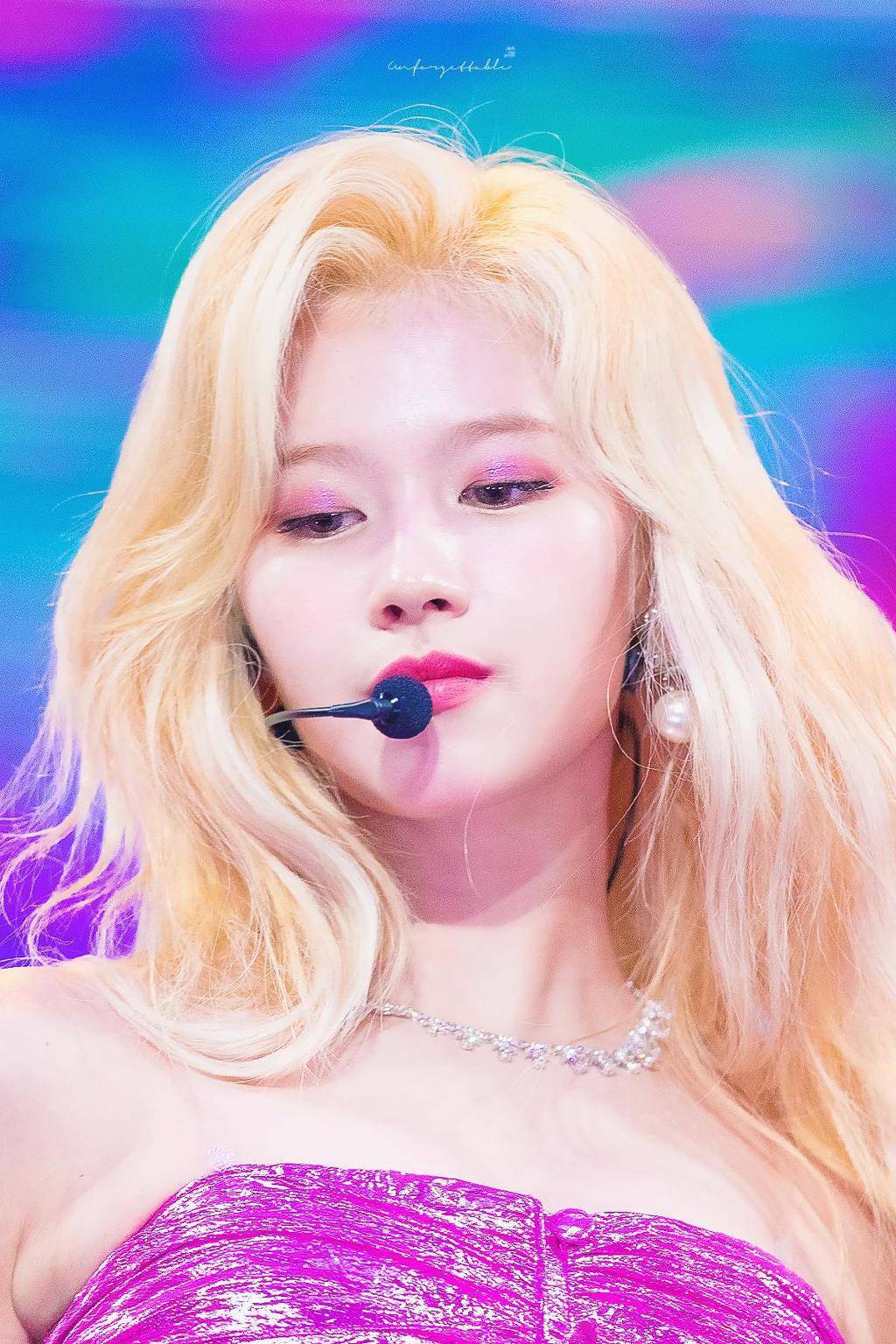 무대에서 춤출때가 제일 섹시한 내 자.기. 미나토자키 사나 | 인스티즈