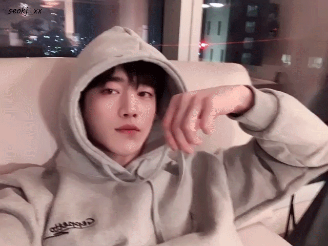 고양이랑 놀아주는 서강준 인스타영상.gif | 인스티즈