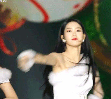 [움짤] 오늘자 가요대전 오마이걸 지호, 비니, 아린.gif | 인스티즈